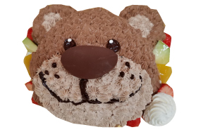 型抜きデコレーションケーキ